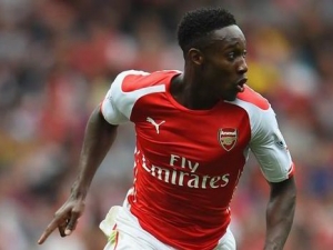 Arsenal bude bez zraněného útočníka Welbecka ještě měsíce