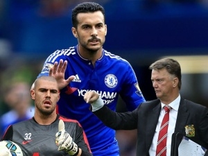 Pedro vysvětluje, proč si vybral Chelsea a říká: To, jak Louis van Gaal zachází s Valdésem, není fér