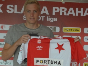 Fotbalová Slavia získala obránce Frydrycha z Ostravy