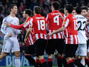 Vložené 5. kolo Primera División: Rozhozené Bilbao pohostí Real, neporažená Celta Barcelonu