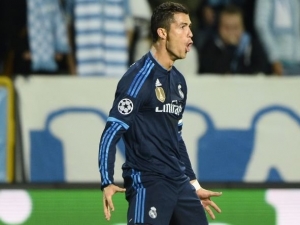 Ronaldo řídil výhru nad Malmö, City zachránila až penalta Agüera, United si poradili s Wolfsburgem