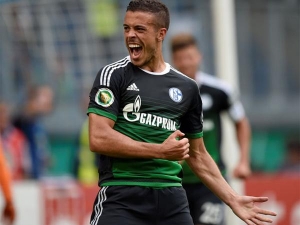 Schalke zničilo Asteras, Dortmund i Liverpool ztratily