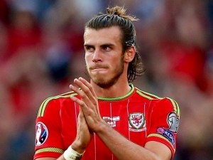 Bale má rekordní pátou trofej pro nejlepšího fotbalistu Walesu 