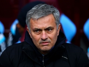 Mourinho zaplatí za kritiku rozhodčích skoro dva miliony korun
