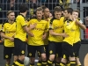 Dortmund díky hattricku Aubameyanga rozstřílel Augsburg, Bayern Mnichov vyhrál po desáté za sebou