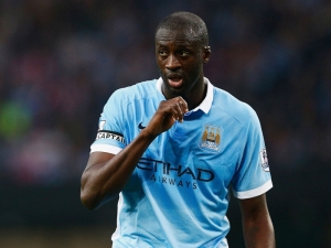 Yaya Touré opět zvažoval odchod z Manchesteru City. Zůstal jen díky Pellegrinimu