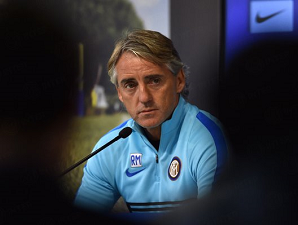 Roberto Mancini požaduje od Maura Icardiho více branek