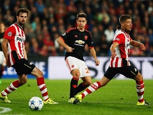 Manchester United čeká klíčová bitva s PSV, Juventus přivítá Manchester City