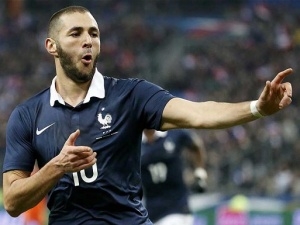 Podle francouzského premiéra by Benzema neměl reprezentovat 