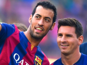 Busquets: Barcelona se bez Messiho ještě zlepšila