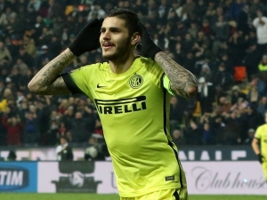 Inter zničil Udine a zůstane v čele