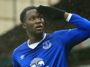 Napodobí Chelsea Manchester United? Everton odmítl nabídku za Lukaku, čeká se zvýšení