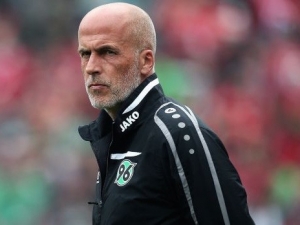 Kouč Frontzeck po prohře s Bayernem opustil fotbalisty Hannoveru