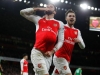 Souboj dvou aspirantů na titul pro Arsenal, Manchester City doma porazil 2:1