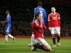 Manchester United s Chelsea pouze remizoval, fanoušci přesto tleskali. Özil poslal Arsenal do čela tabulky