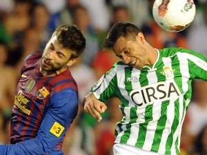18. kolo Primera División: Vedoucí Barcelona se rozloučí se starým rokem zápasem s Betisem, Real hraje se San Sebastianem 