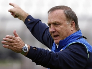 Dick Advocaat bude pomáhat trápícímu se Feyenoordu