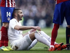 Benzema si nezahraje tři týdny