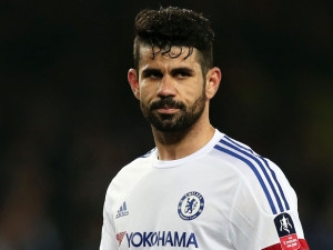 Trest ho neminul – Diego Costa za své chování v duelu s Evertonem vyfasoval pokutu a stop na 1 zápas