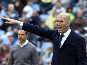 Vyhrát Ligu mistrů a nemít ligový titul? To neberu, odmítá Zidane
