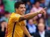 Barcelona se probrala z letargie exhibicí. Deportivo sejmula 8:0, Suárez dal polovinu gólů. Naplno bodovali i její pronásledovatelé