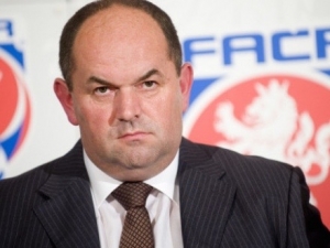 Pelta: Škoda, že nemáme trest smrti, přijde revoluce ve fotbale