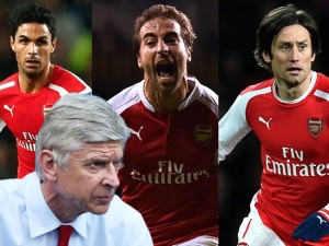Arséne Wenger popřel zprávy o nové smlouvě. V Arsenalu končí Rosický, Arteta a Flamini