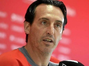 Stihne Zidaneho stejný osud jako Ancelottiho? V záloze už je připravený Emery