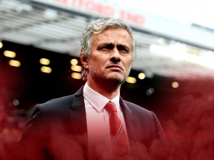 Zapomeňte na poslední tři roky, vzkazuje José Mourinho fanouškům Manchesteru United