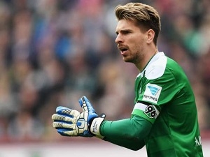 Brankář Zieler jedná o přestupu do Leicesteru City