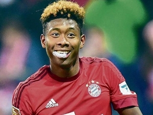 Přestupové spekulace: Real nepochodil s meganabídkou za Alabu, Barcelona láká Blinda, Götze opovrhuje nabídkami Liverpoolu a Dortmundu