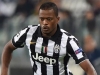 Obránce Evra bude hrát za Juventus i v příští sezoně  