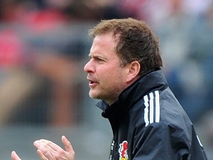 Šokující zpráva z Bundesligy: Bývalý trenér Bayeru Leverkusen zemřel ve věku 44 let