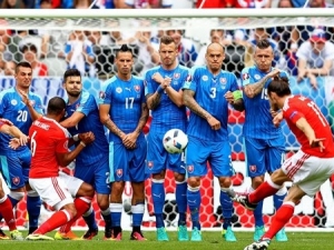 EURO 2016: Bod jsme si zasloužili, je ale třeba rychle zapomenout, říkají po utkání s Walesem reprezentanti Slovenska