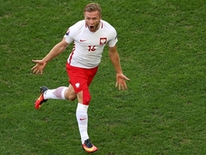 EURO 2016: Polsko vyhrálo nad Ukrajinou 1:0 a postoupilo z druhého místa