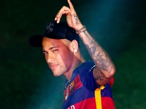 SPORT: Neymar řekl „ne“ šejkům z PSG a podepíše s Barcelonou novou smlouvu
