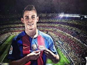 Barcelona se vydala francouzskou cestou: Obranu posílil Digne