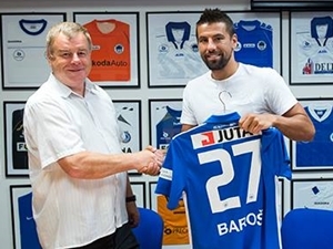 Klíčové je zůstat zdravý, řekl Baroš po prvním tréninku v Liberci
