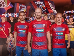 Plzeň nastoupí do nové sezony s vodorovnými pruhy na dresech