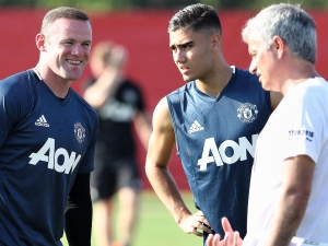 Rooney: Chtěl jsem hrát pod Mourinhem, stejně jako jsem toužil pracovat s Alexem Fergusonem