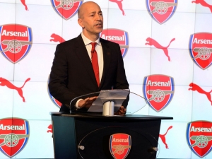Arsenal nebude utrácet za hvězdné posily. Nemůžeme si dovolit přeplácet konkurenci, přiznal Ivan Gazidis