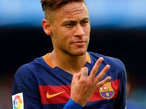 Tak to je tedy mazec: Neymar podle vedení Barçy stál nakonec jen 19 milionů eur, sedminu toho co Pogba