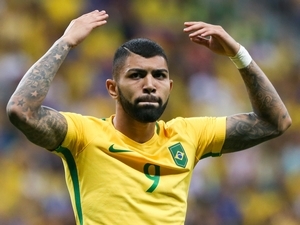 Kam zamíří nový Neymar? Manchester United nabízí za Gabriela Barbosu 30 milionů liber