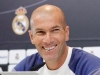 Když dělám sestavu, bolí mě z toho hlava, přiznal Zidane