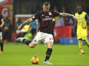 Kucka se po červené kartě omlouvá, jaký ho čeká trest?