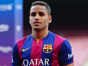 Squatter Douglas se tak bránil hostování, že nechtěl opustit kanceláře Barcelony