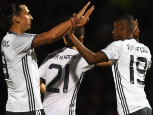Manchester United ukončil sérii nezdarů a postoupil v poháru, dařilo se i Citizens a Spurs