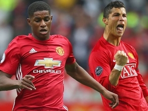 Jak si vedl Marcus Rashford v prvních 14 utkáních za United ve srovnání s Cristianem Ronaldem?