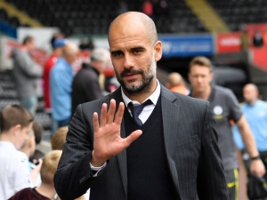 Pep Guardiola trvá na tom, že stále nepřemýšlí o titulu