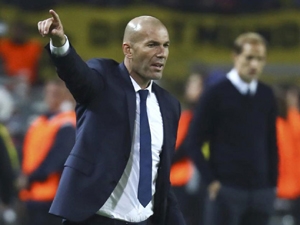 Jsme naštvaní, tohle je mizerná série, lamentoval po remíze 2:2 v Dortmundu Zidane